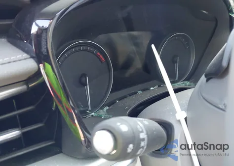 2024 Cadillac Xt5 Fwd Premium Luxury z USA, uszkodzony, nr VIN 1GYKNCR42RZ744395